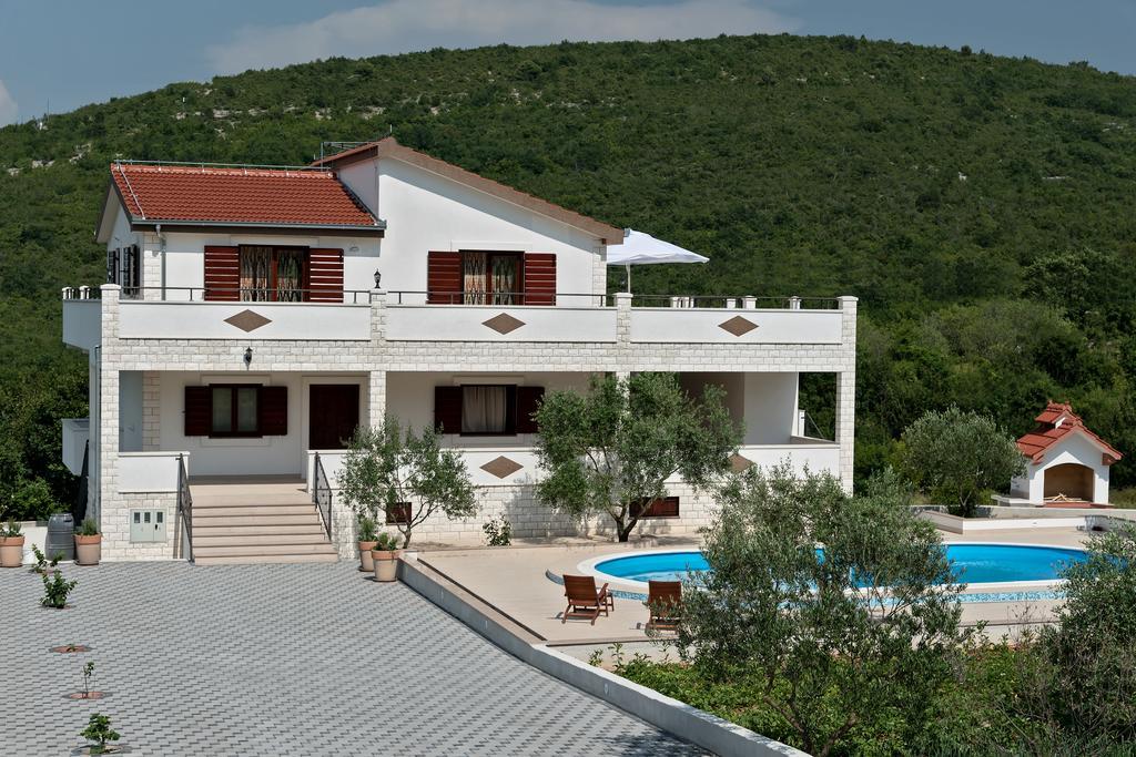 Villa Vinea Prapatnica エクステリア 写真