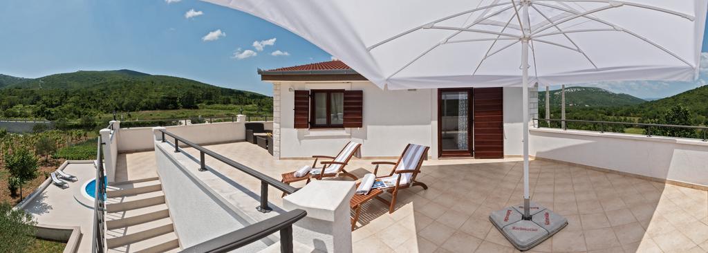 Villa Vinea Prapatnica エクステリア 写真